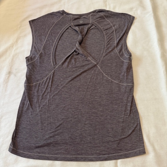 Lululemon 4 Stop Drop & Squat Short Sleeve Shirt ~ Purple Heathered Cap Sleeve - Picture 3 of 7